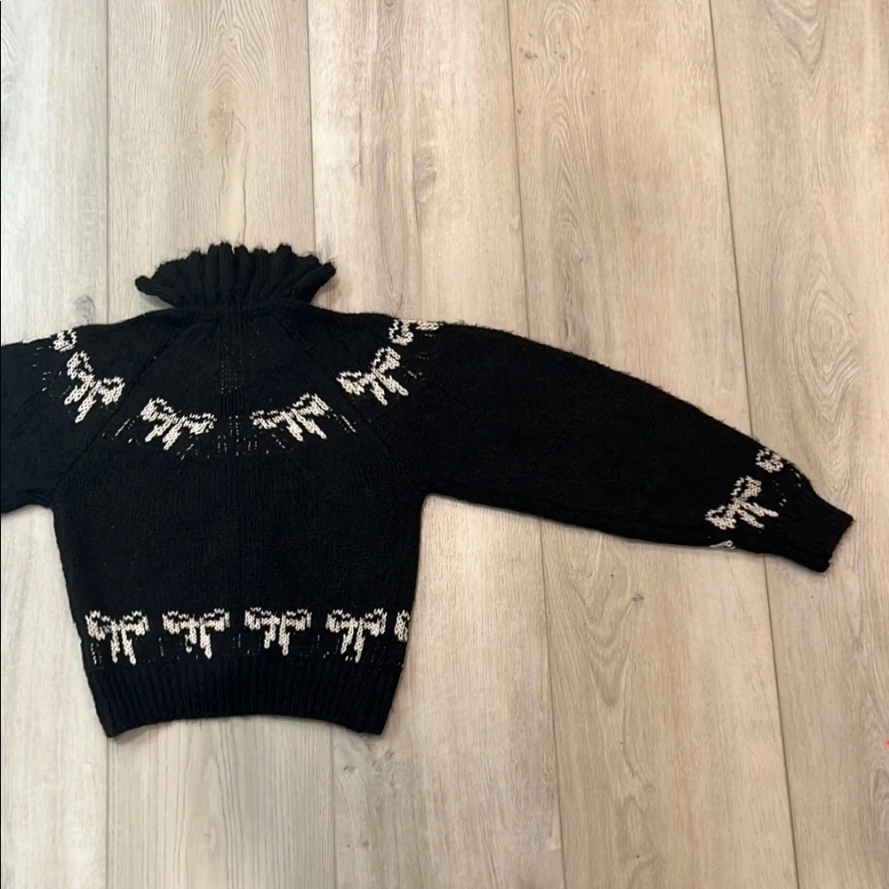 Urban Outfitters Black and White Cowl Neck Sweater - Picture 7 of 9